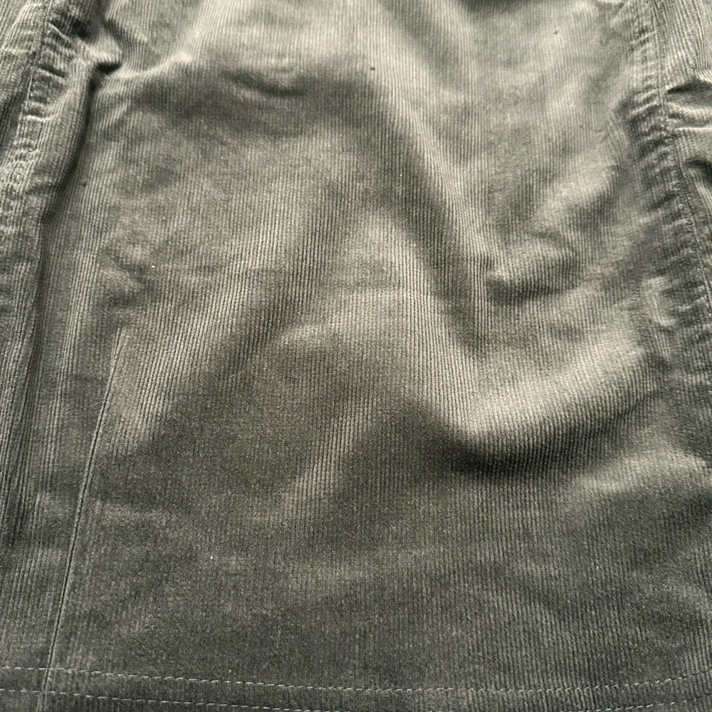 NWT Green Corduroy Skirt - Picture 6 of 10